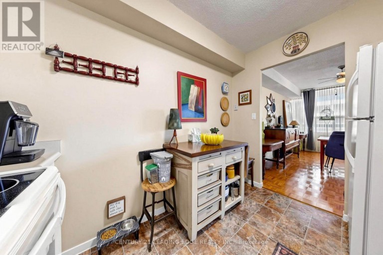 429 - 50 RICHMOND STREET E, Oshawa (O'Neill), Ontario, L1G7C7