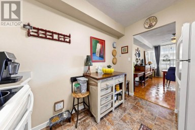 429 - 50 RICHMOND STREET E Oshawa (O'Neill) Ontario photo 21