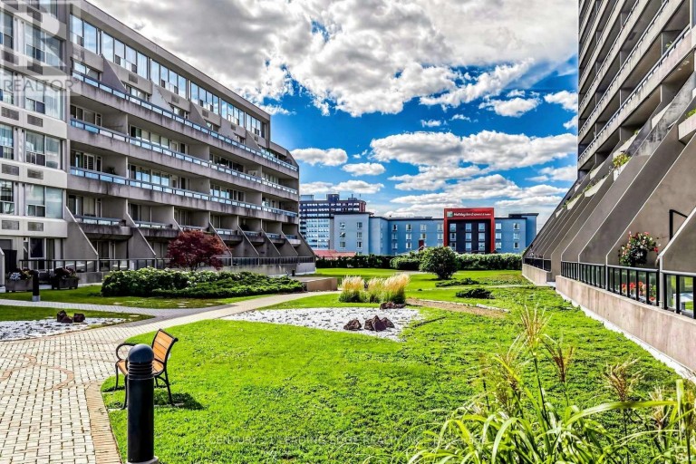 429 - 50 RICHMOND STREET E, Oshawa (O'Neill), Ontario, L1G7C7