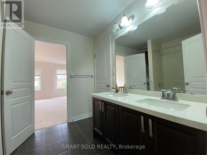 74 MURISON DRIVE, Markham (Cathedraltown), Ontario, L6C0J6