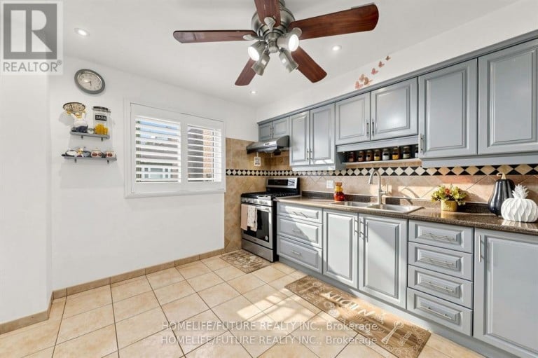 86 HALFMOON SQUARE, Toronto (Highland Creek), Ontario, M1C3V3