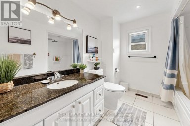 86 HALFMOON SQUARE Toronto (Highland Creek) Ontario photo 31