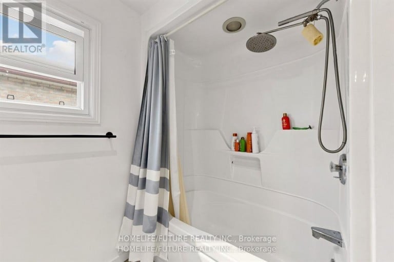 86 HALFMOON SQUARE, Toronto (Highland Creek), Ontario, M1C3V3