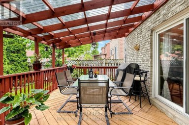 86 HALFMOON SQUARE Toronto (Highland Creek) Ontario photo 38