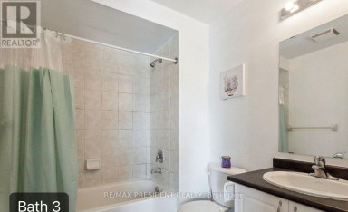 3 HERZBERG GARDENS Toronto (York University Heights) Ontario photo 15