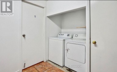 3 HERZBERG GARDENS Toronto (York University Heights) Ontario photo 18