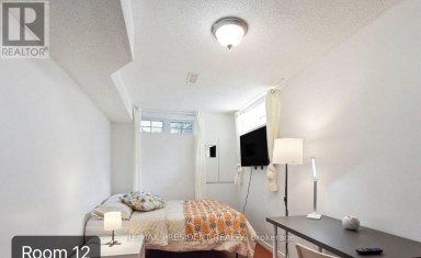3 HERZBERG GARDENS Toronto (York University Heights) Ontario photo 21