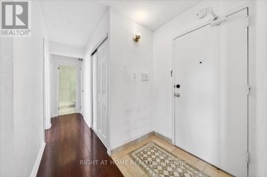 708 - 100 LEEWARD GLENWAY Toronto (Flemingdon Park) Ontario photo 3