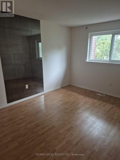 111 BRADSTONE SQUARE, Toronto (Malvern), Ontario, M1B1W1