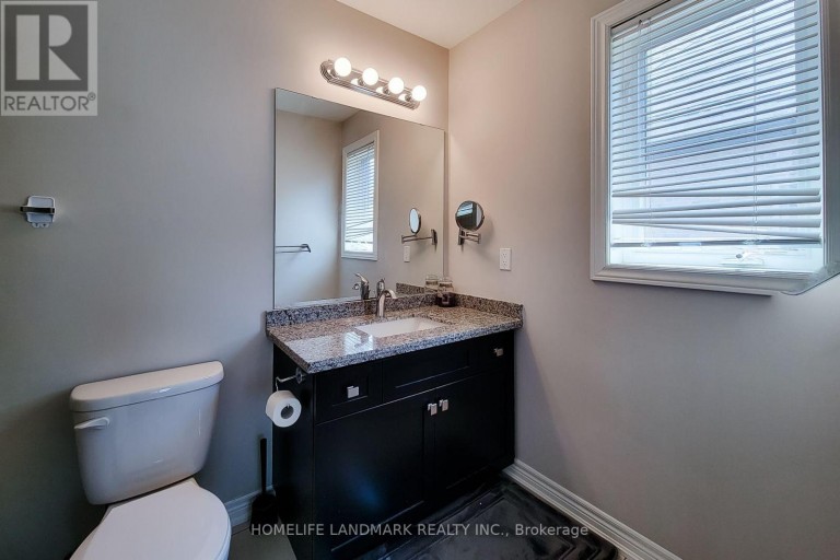 52 SONOMA VALLEY CRESCENT, Hamilton (Mewburn), Ontario, L9B0J3