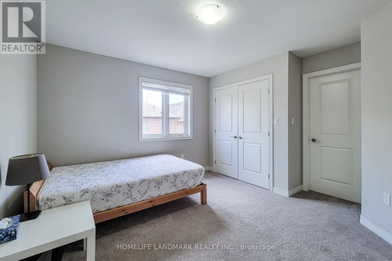 52 SONOMA VALLEY CRESCENT, Hamilton (Mewburn), Ontario, L9B0J3