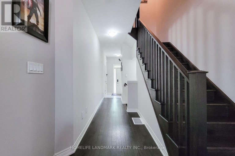 52 SONOMA VALLEY CRESCENT, Hamilton (Mewburn), Ontario, L9B0J3