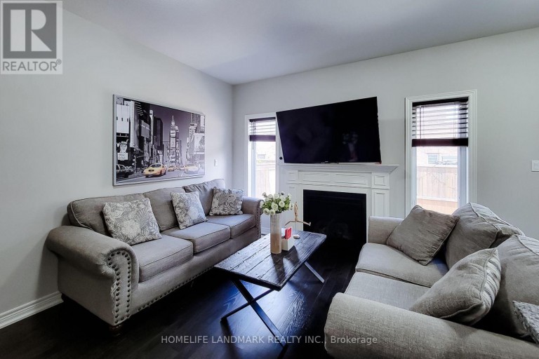 52 SONOMA VALLEY CRESCENT, Hamilton (Mewburn), Ontario, L9B0J3