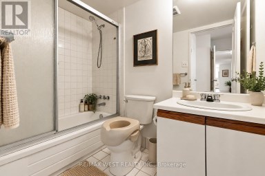 2702 - 80 ANTIBES DRIVE Toronto (Westminster-Branson) Ontario photo 12