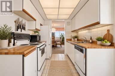 2702 - 80 ANTIBES DRIVE Toronto (Westminster-Branson) Ontario photo 6