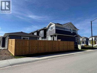 342 Sundown Road Cochrane Alberta photo 3