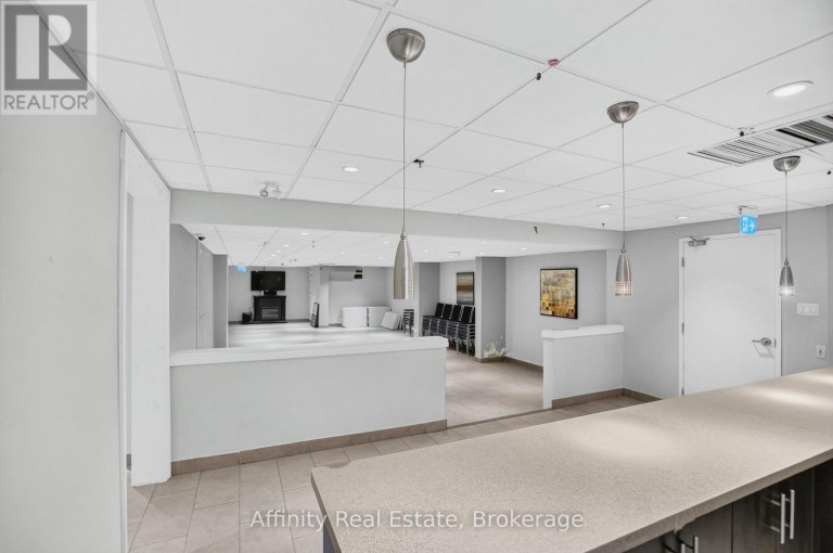 808 - 2323 CONFEDERATION PARKWAY, Mississauga (Cooksville), Ontario, L5B1R6