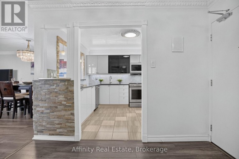 808 - 2323 CONFEDERATION PARKWAY, Mississauga (Cooksville), Ontario, L5B1R6