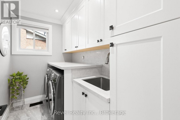 35 JOHN DEXTER PLACE, Markham (Sherwood-Amberglen), Ontario, L3P3G2