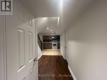 ENTIRE TWO-BEDROOM BSMT - 36 BENDAMERE CRES CRESCENT Markham (Raymerville) Ontario photo 10