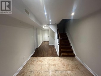 ENTIRE TWO-BEDROOM BSMT - 36 BENDAMERE CRES CRESCENT Markham (Raymerville) Ontario photo 11