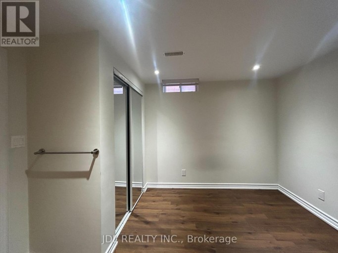 ENTIRE TWO-BEDROOM BSMT - 36 BENDAMERE CRES CRESCENT, Markham (Raymerville), Ontario, L3P6Y1