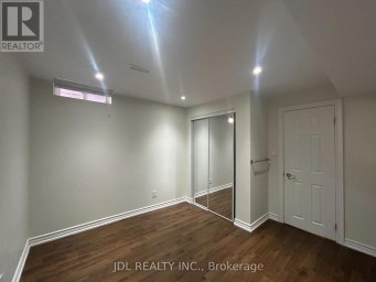 ENTIRE TWO-BEDROOM BSMT - 36 BENDAMERE CRES CRESCENT Markham (Raymerville) Ontario photo 6