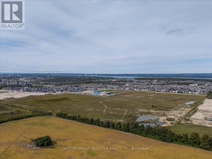 883 MAPLEVIEW DRIVE E, Barrie, Ontario, L9J0C2