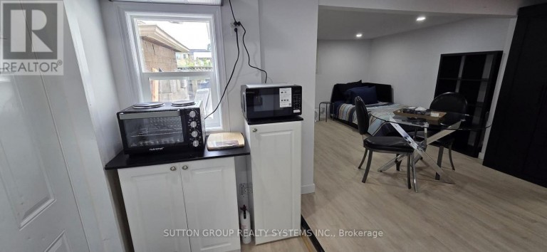 SUITE G - 290 MORDEN ROAD, Oakville (WO West), Ontario, L6K2S5