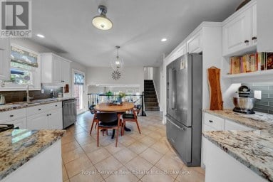 88 SIMPSON AVENUE Clarington (Bowmanville) Ontario photo 13