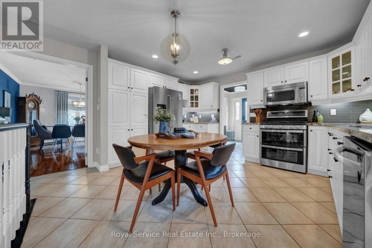 88 SIMPSON AVENUE, Clarington (Bowmanville), Ontario, L1C2J1