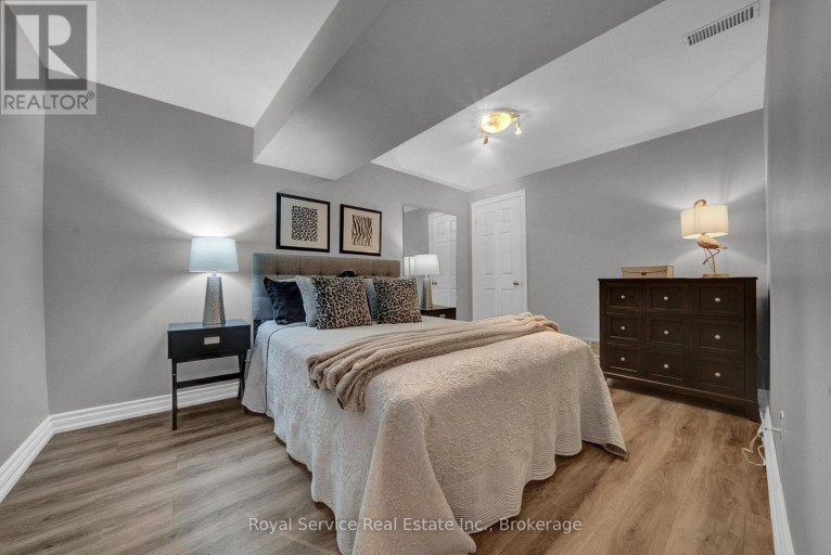 88 SIMPSON AVENUE, Clarington (Bowmanville), Ontario, L1C2J1