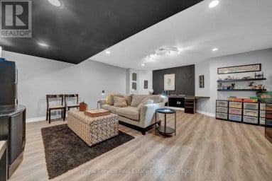 88 SIMPSON AVENUE Clarington (Bowmanville) Ontario photo 38