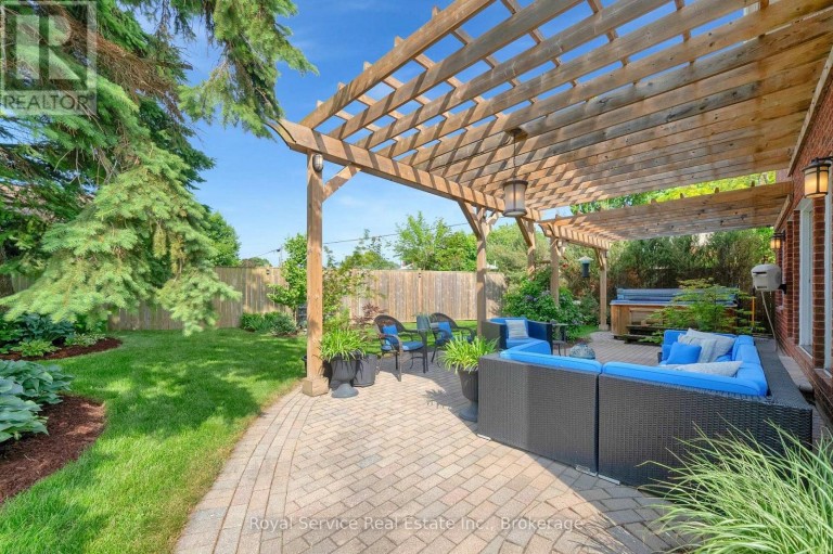 88 SIMPSON AVENUE, Clarington (Bowmanville), Ontario, L1C2J1