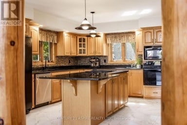 800 FOREST PARK ROAD Laurentian Valley Ontario photo 11