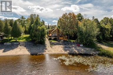 800 FOREST PARK ROAD Laurentian Valley Ontario photo 2