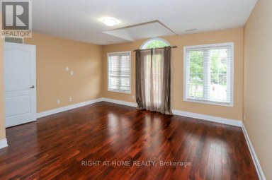 4441 LAWRENCE AVENUE E Toronto (West Hill) Ontario photo 19