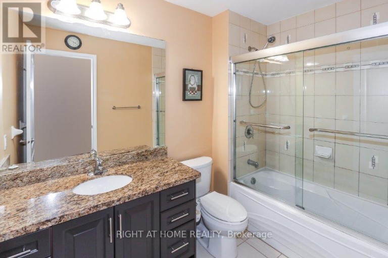 4441 LAWRENCE AVENUE E, Toronto (West Hill), Ontario, M1E2T6