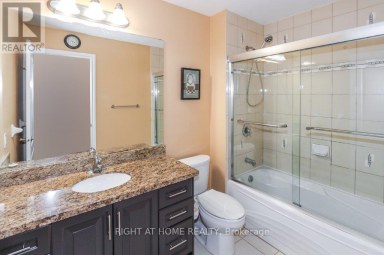 4441 LAWRENCE AVENUE E Toronto (West Hill) Ontario photo 20