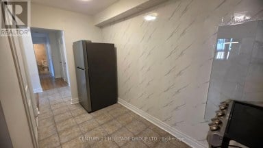 411 - 80 GRANDRAVINE DRIVE Toronto (York University Heights) Ontario photo 8