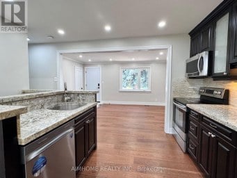 173 MELROSE STREET Toronto (Mimico) Ontario photo 13