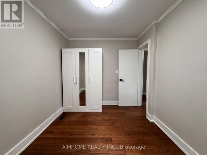 173 MELROSE STREET, Toronto (Mimico), Ontario, M8Y1B6