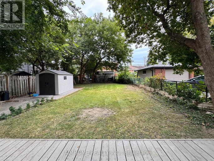 173 MELROSE STREET, Toronto (Mimico), Ontario, M8Y1B6
