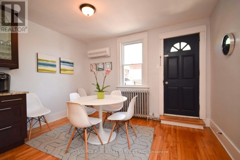 UPPER - 118 LOWER CHARLOTTE STREET, Ottawa, Ontario, K1N8K3