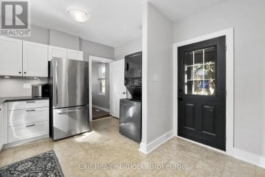 21 AYLMER STREET S Peterborough (Town Ward 3) Ontario photo 10