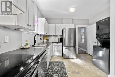 21 AYLMER STREET S Peterborough (Town Ward 3) Ontario photo 12