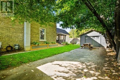 21 AYLMER STREET S Peterborough (Town Ward 3) Ontario photo 32