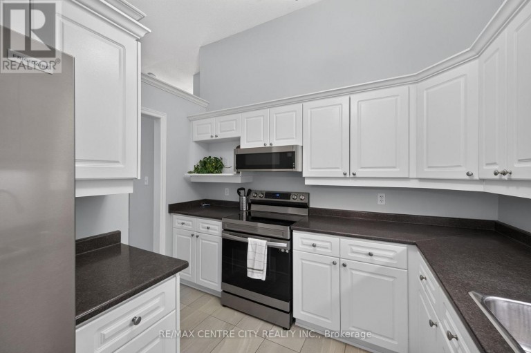 53 - 1241 HAMILTON ROAD, London East (East P), Ontario, N5W6B3