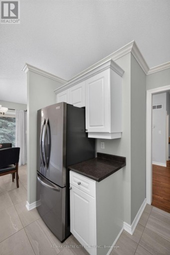 53 - 1241 HAMILTON ROAD, London East (East P), Ontario, N5W6B3
