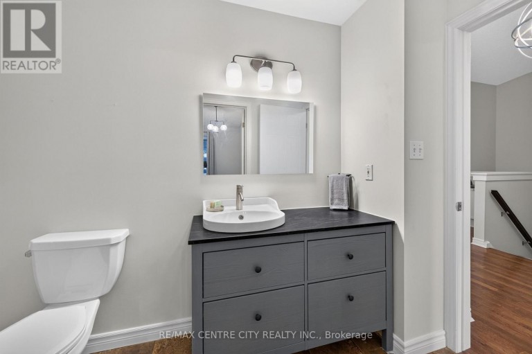 53 - 1241 HAMILTON ROAD, London East (East P), Ontario, N5W6B3